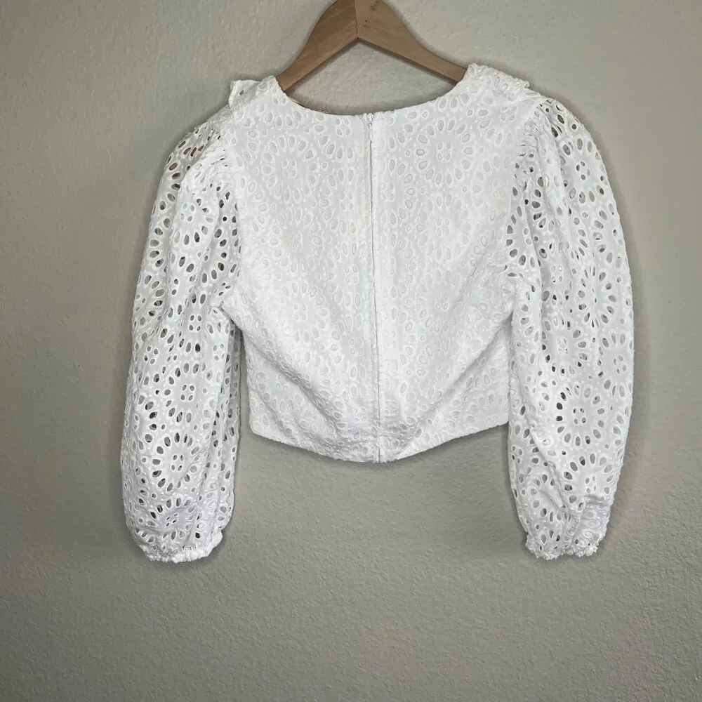Lilly Pulitzer Roca Resort White Eyelet Lace Long Sleeve Cropped Top 0